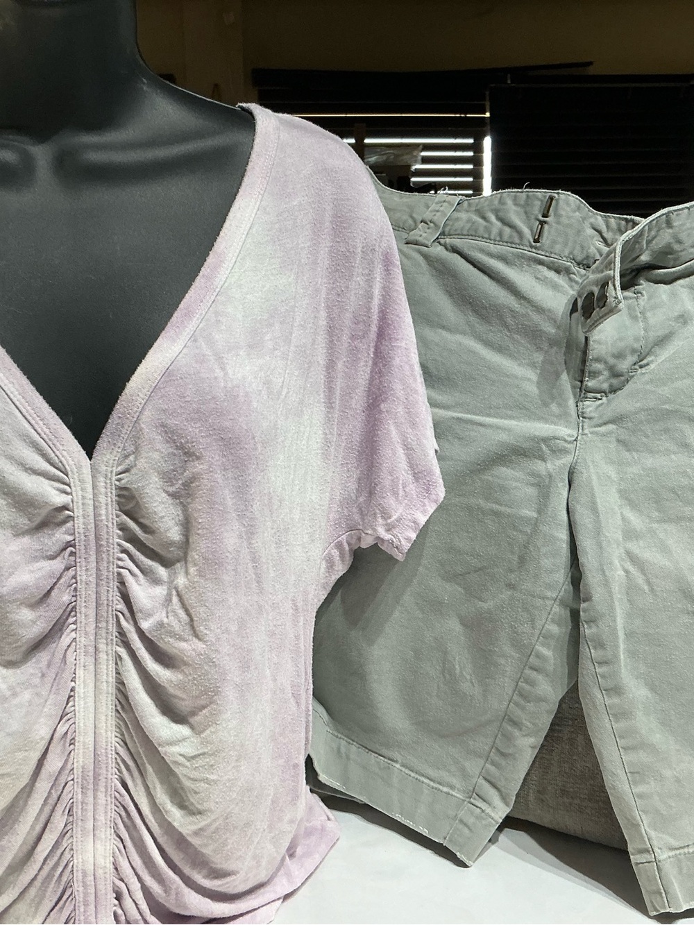 Summer Bundle: Ruched V-Neck Tee M & Bermuda Shorts 6| aesthetic casual summer